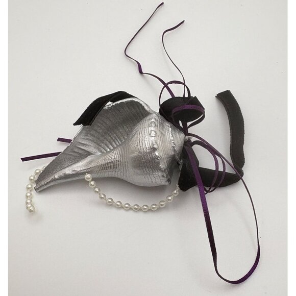 Vintage Silver Tone Conch Shell Christmas Ornament Purple Black Ribbon Accents - Picture 6 of 6